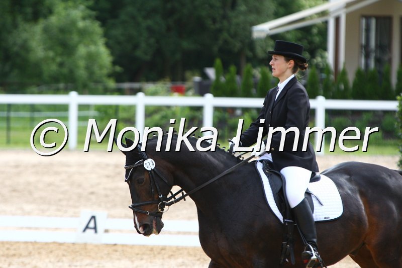 006M4064_Dressur L.JPG